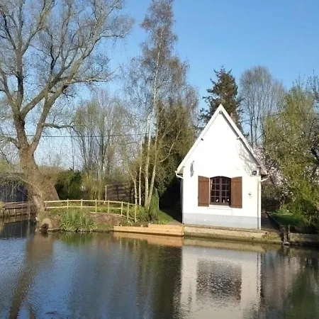 House La Redoute Dom wakacyjny Saint-Omer (Pas-de-Calais)